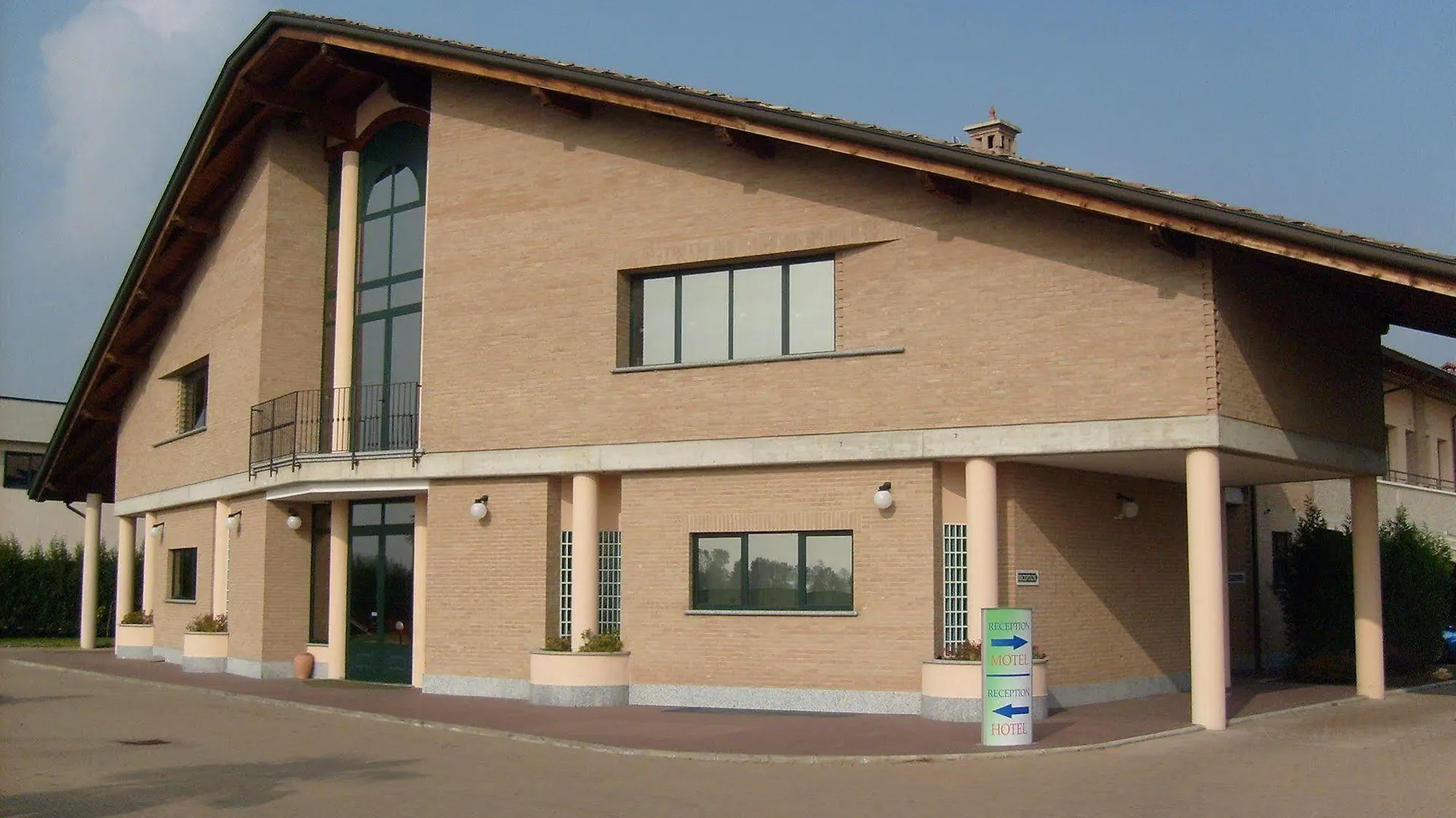 Hotel - Motel Flower Gropello Cairoli 3*,